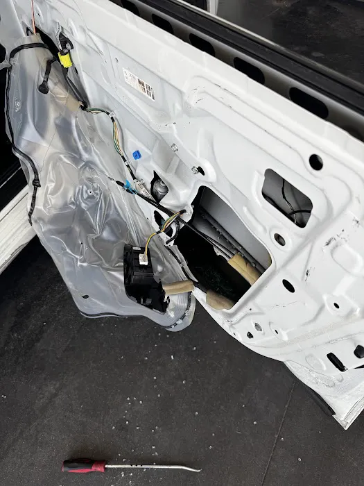 Kings Auto Glass 0