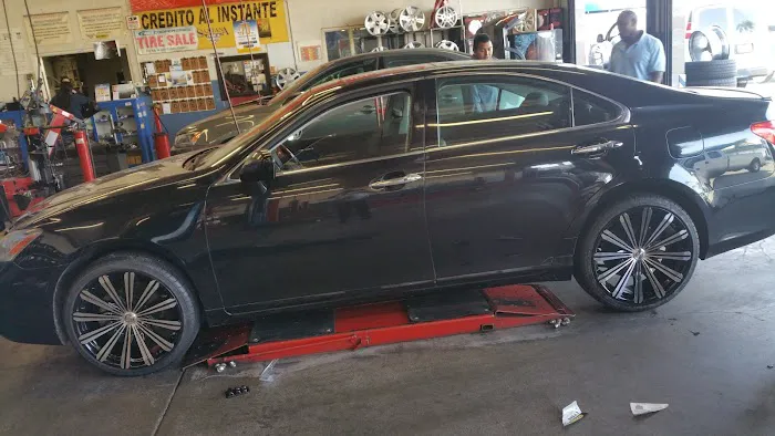 Santana Tires & Wheels 7