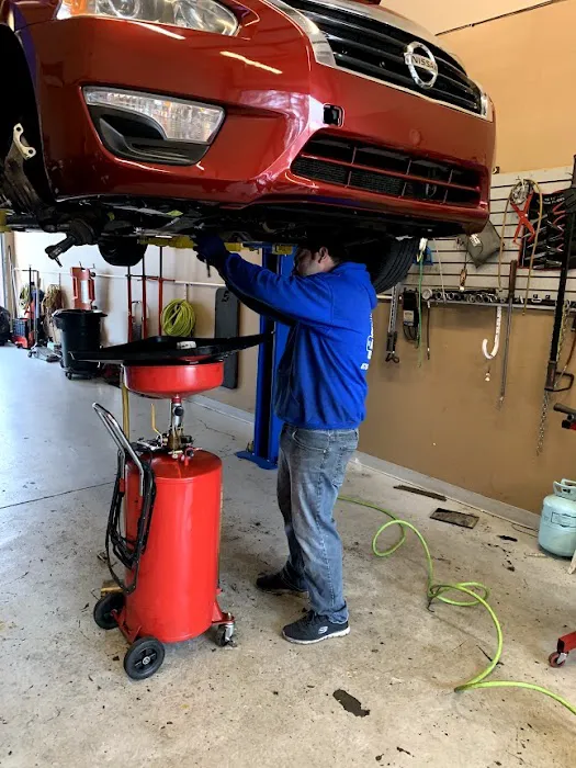 1Jack Auto Repair (Hablamos Español) 3