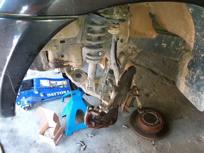 Freddy's Auto Service 0