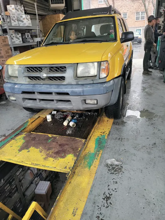 Auto-Fast Lube & Detail Center 1