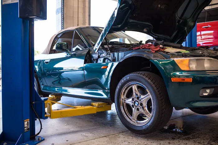 Beyer Motor Works 7