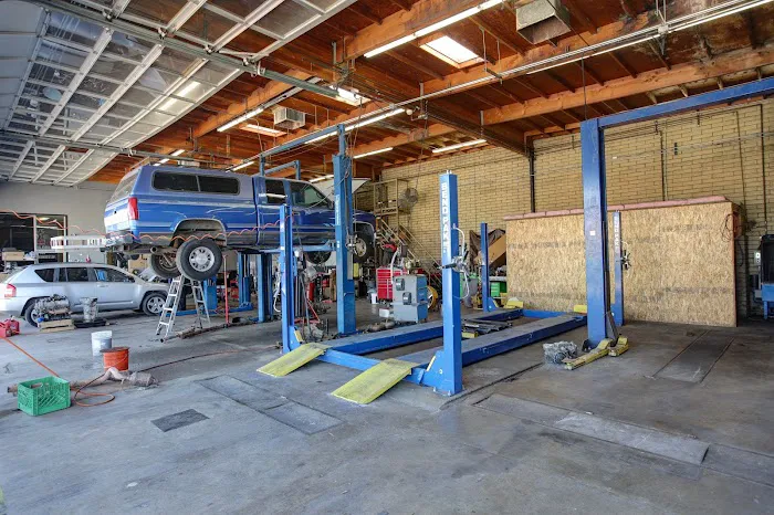Gear Head Automotive & Transmissions 6