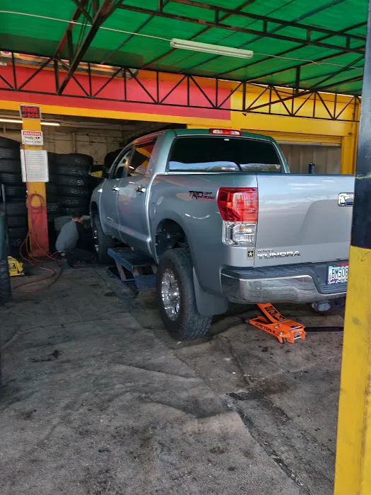 Galaviz Auto Repair & Tire 2
