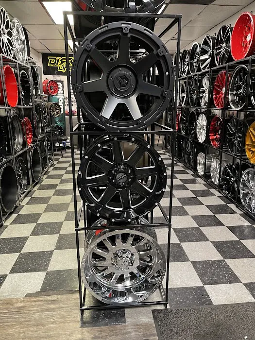 AZ Luxury Motorsport 3