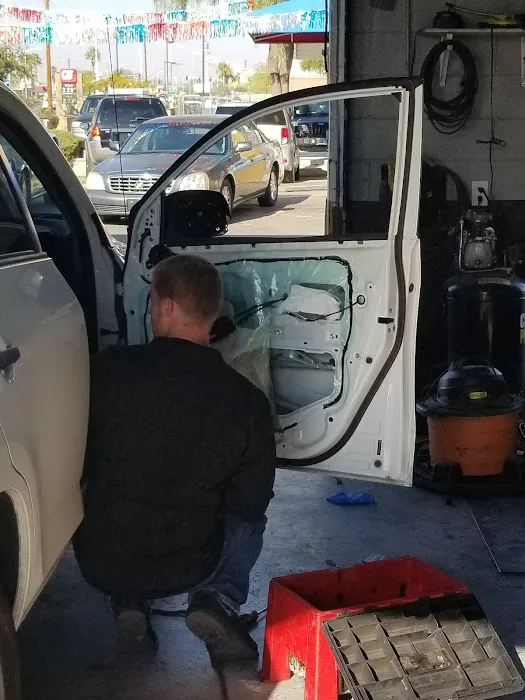 Auto Glass Now 6