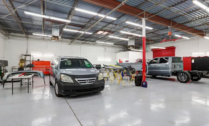 Collision Xperts 6