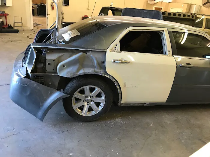 NEW WAY MOTORS & COLLISION 6