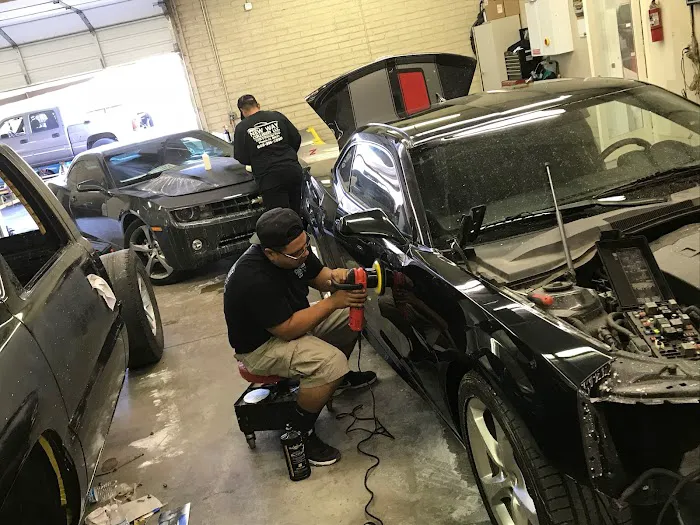 NEW WAY MOTORS & COLLISION 5