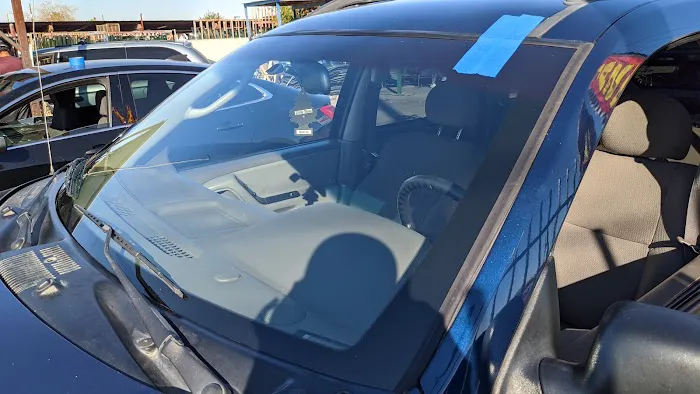 Beto's auto Glass 2