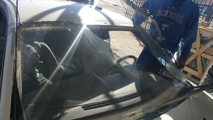 Beto's auto Glass 0