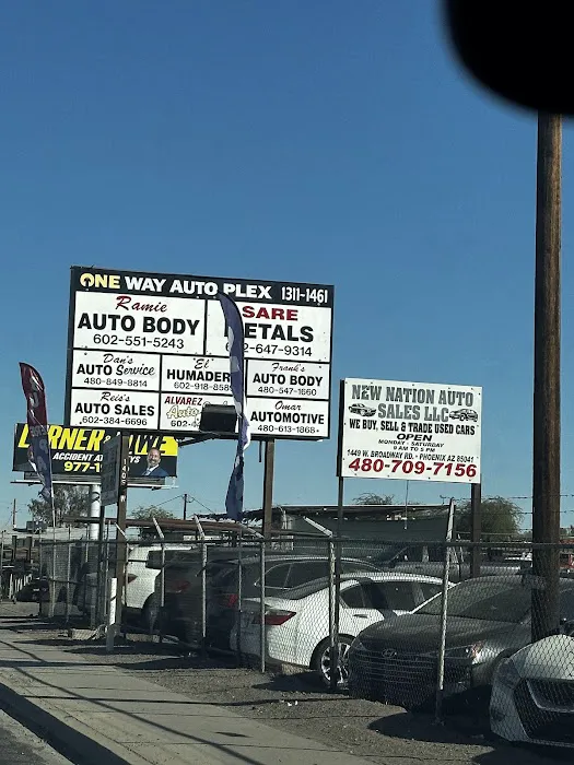 Alvarez Auto Body 0