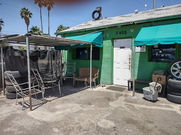 Armando's Tire Shop 3