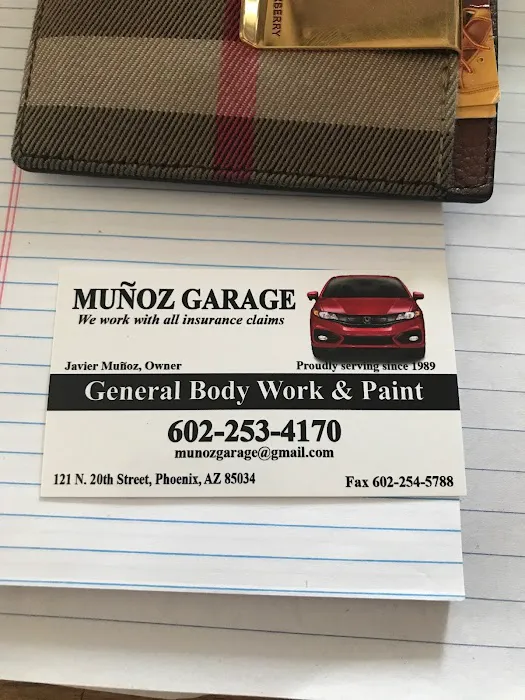 Muñoz Garage 0