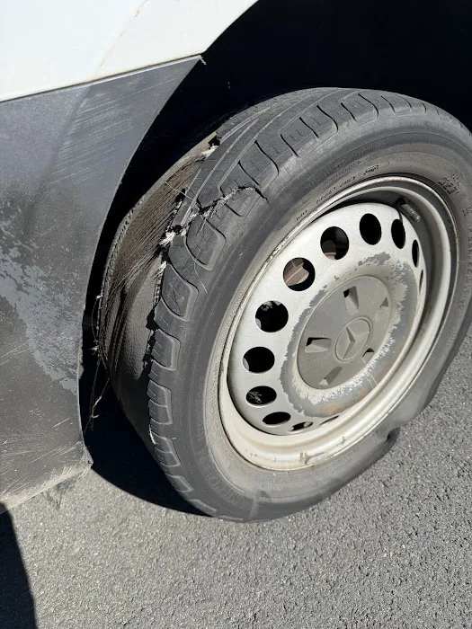Fleetfix Solutions Truck & Trailer Repair. Road Service 1