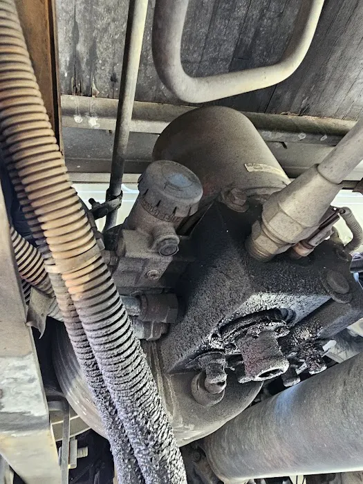 Empire Truck Repair & Tire 7