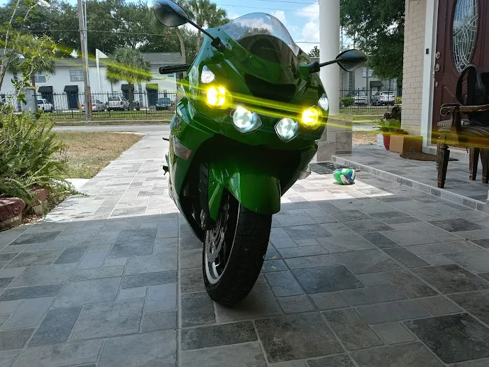 Benny's LED 6