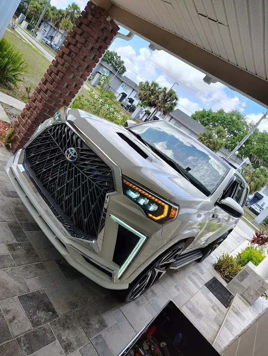 Benny's LED 8