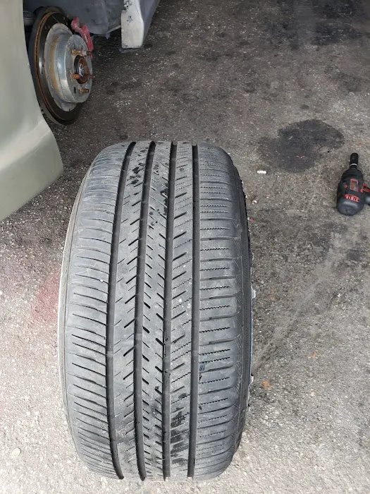 Chino's Tire 9
