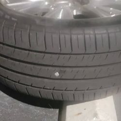 Eagle Tire ico