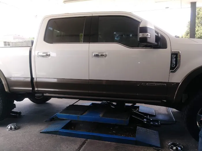 Leal Tire Shop 1