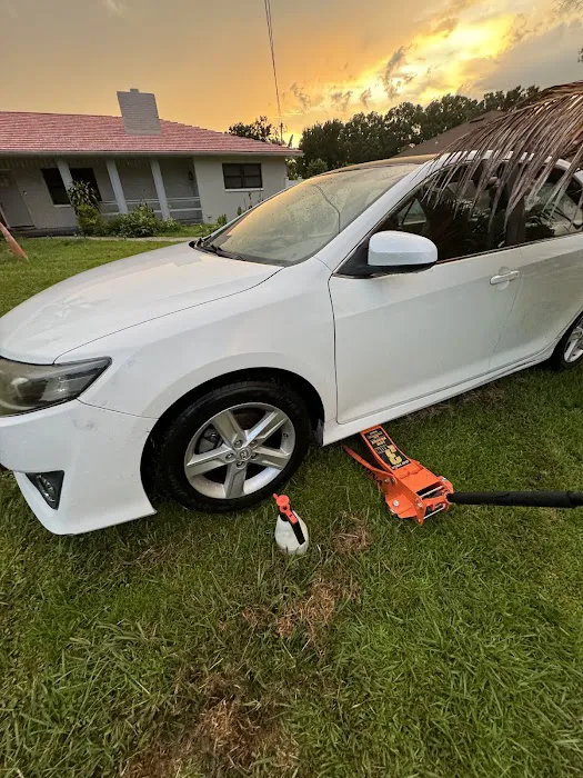 Tampa Tire Rescue & Roadside Assistance 4