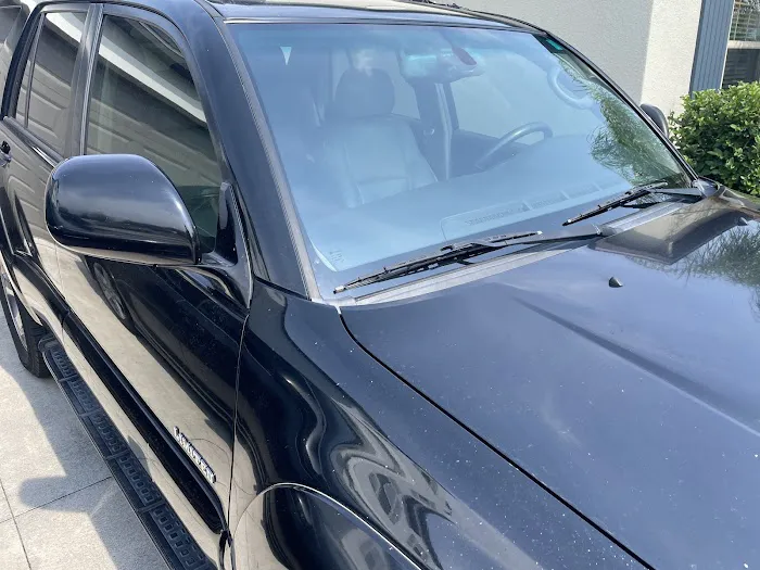 Fabian's auto glass LLC 5