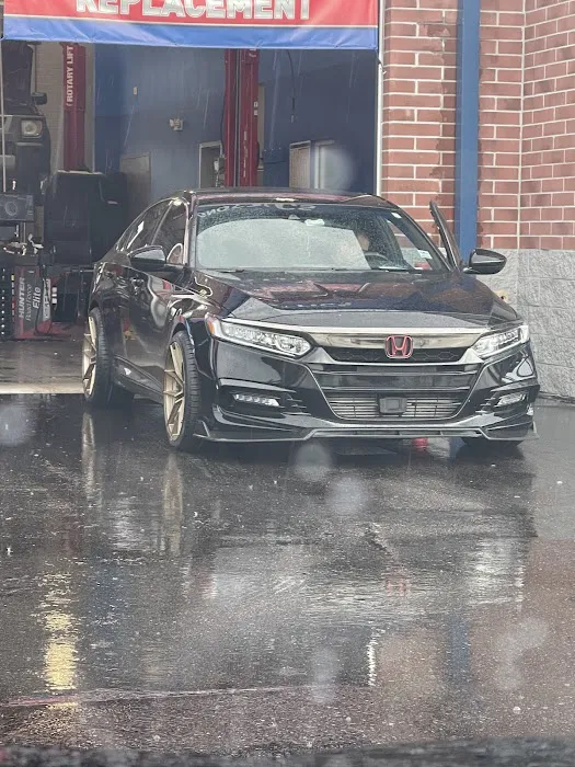 Express Oil Change & Tire Engineers 7