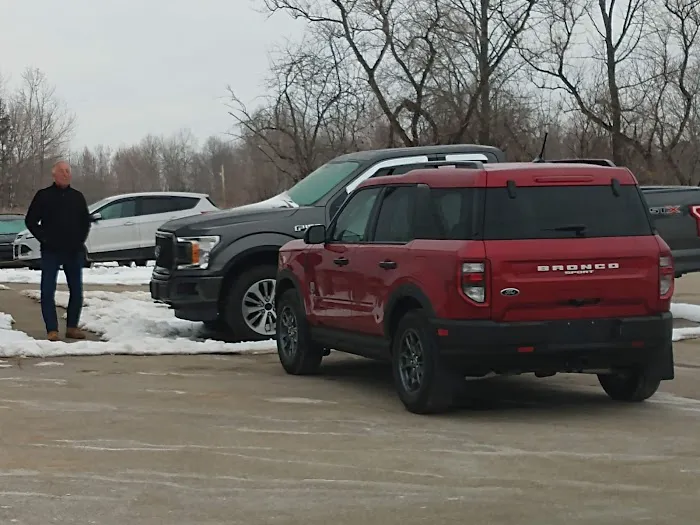 Varney Ford Service Center 0