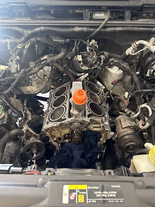 Gobeil’s Automotive 1
