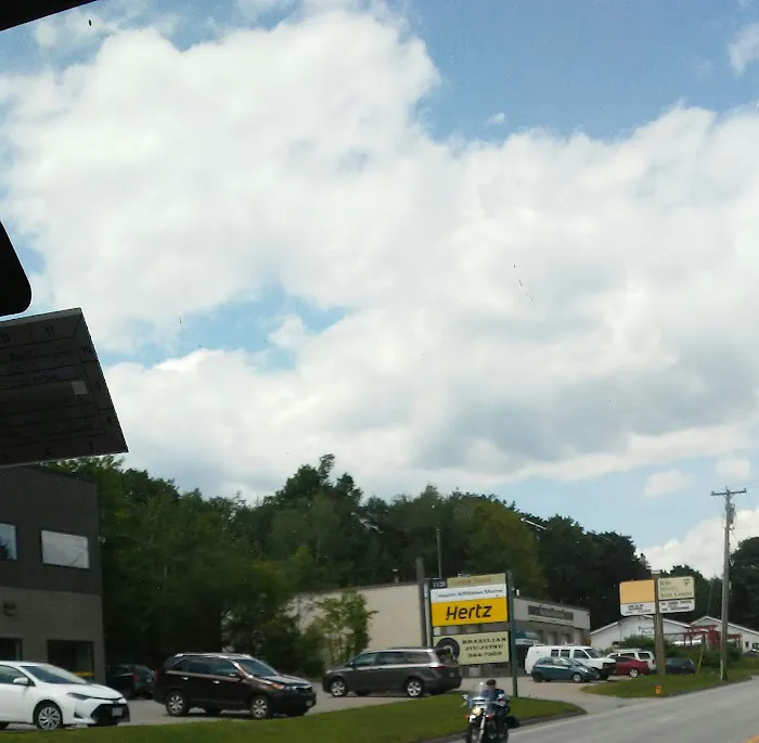 Morin's Auto Center 9