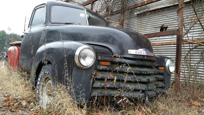M & P Auto Parts 2