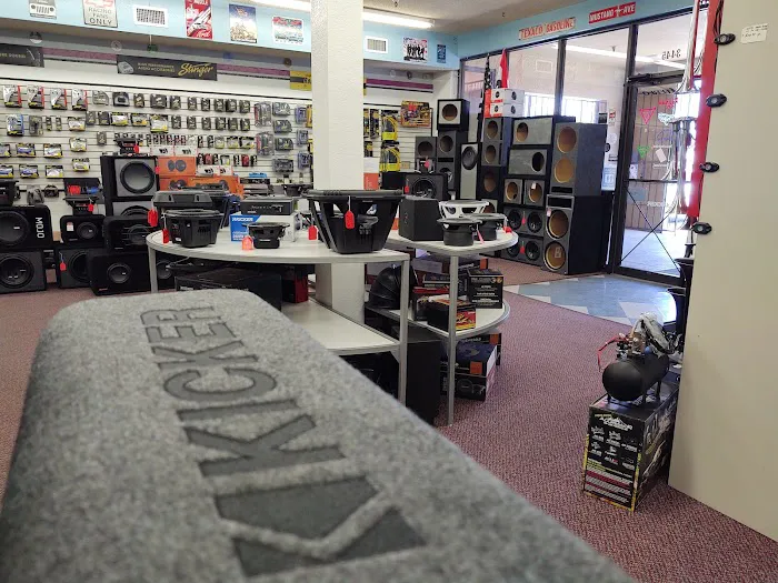 Custom Auto Sound by Stereo Pad 4