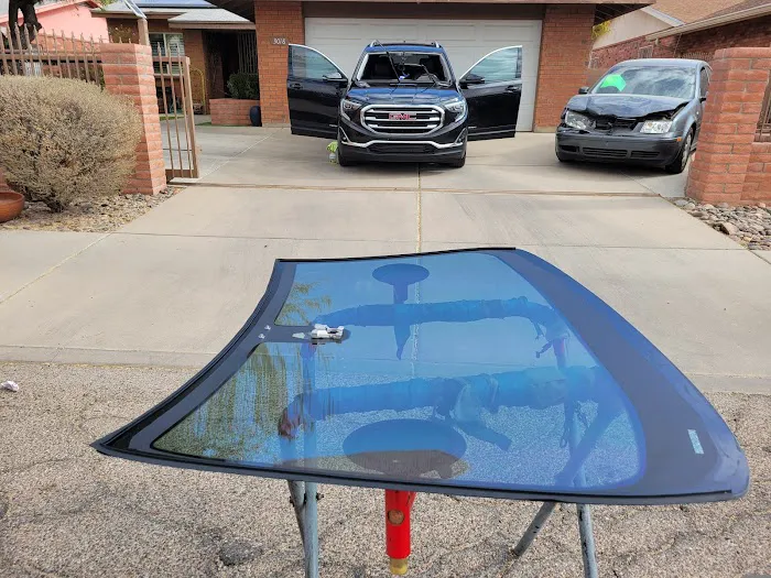 SWAT Auto Glass 5
