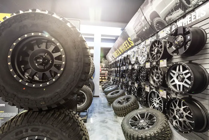 Total Offroad & More: Truck, SUV, & Jeep 4x4 Parts - Tucson, AZ 7