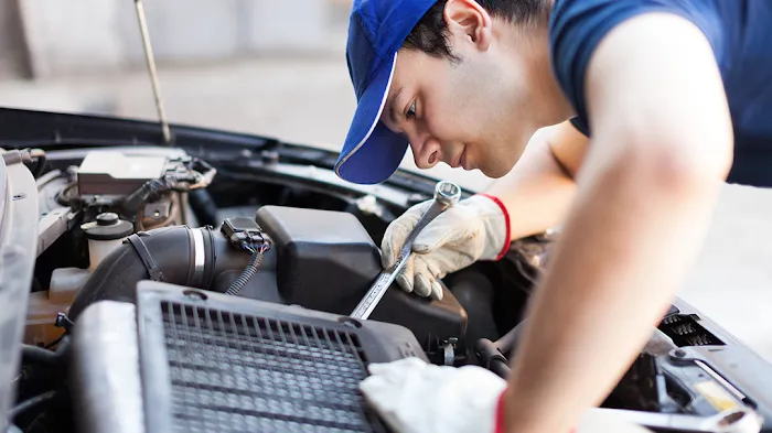Dincher's Auto Body Inc. 3