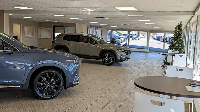 W&L Mazda Service Center 8