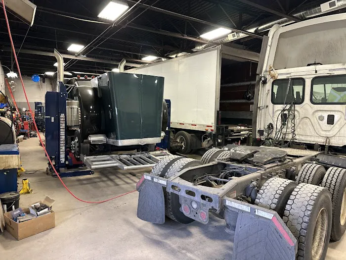 Bloomsburg Truck & Trailer Service 9