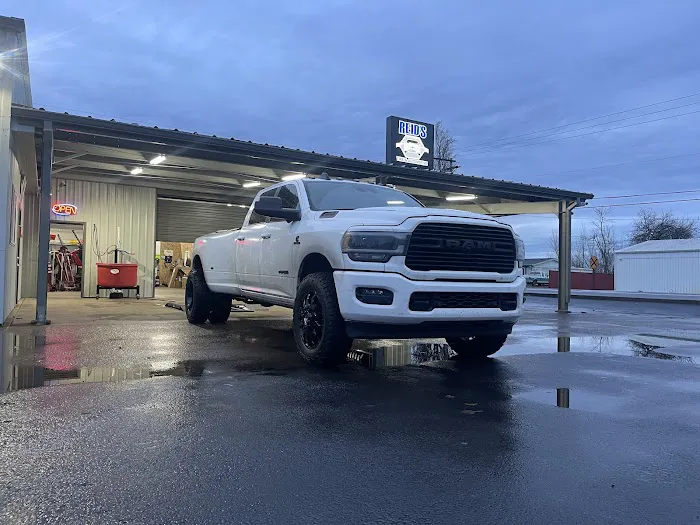 Reid's Tire & Automotive 5