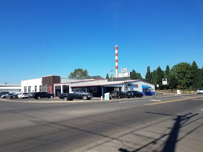 Reid's Tire & Automotive 3