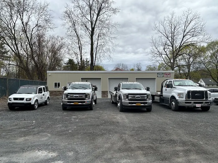 DeVos Auto And Towing 2