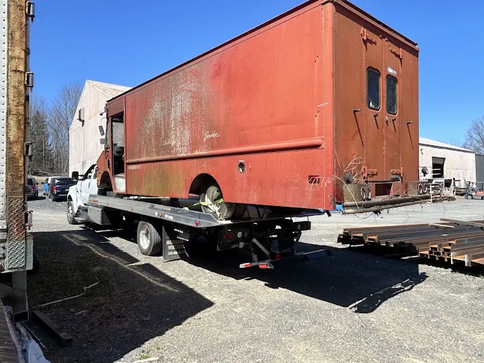 DeVos Auto And Towing 4