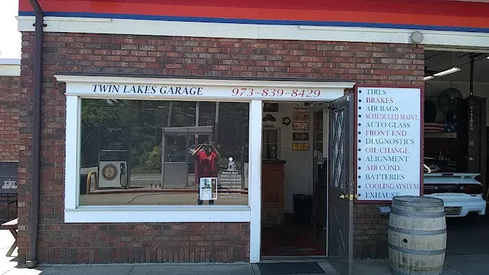 Twin Lakes Garage 3