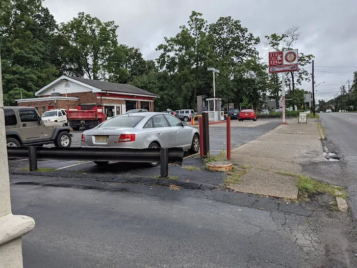 Twin Lakes Garage 1