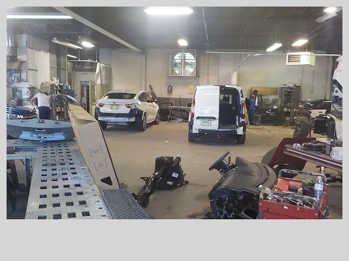 D & D Body Shop 3