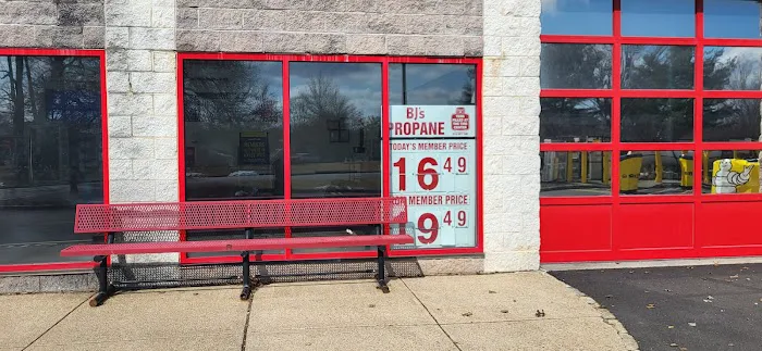 BJ's Tire Center 3
