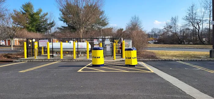 BJ's Tire Center 4