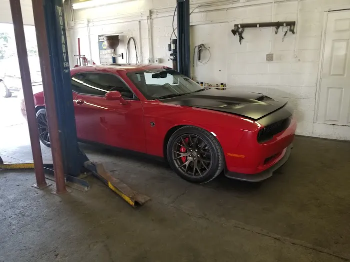 524 Service & Auto Repair 5