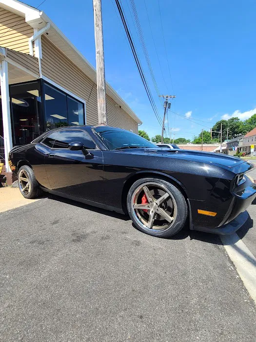 Freeway Tire Pros & Automotive 0