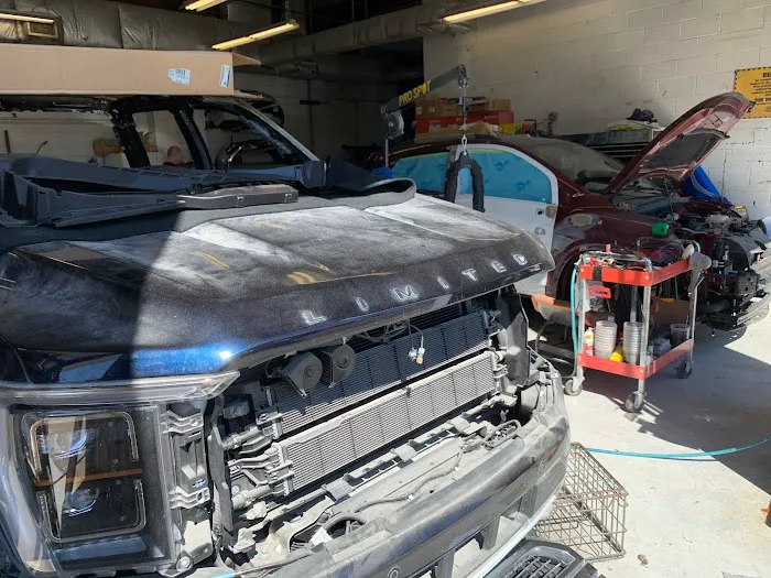 Family Ford Car Care Center 7